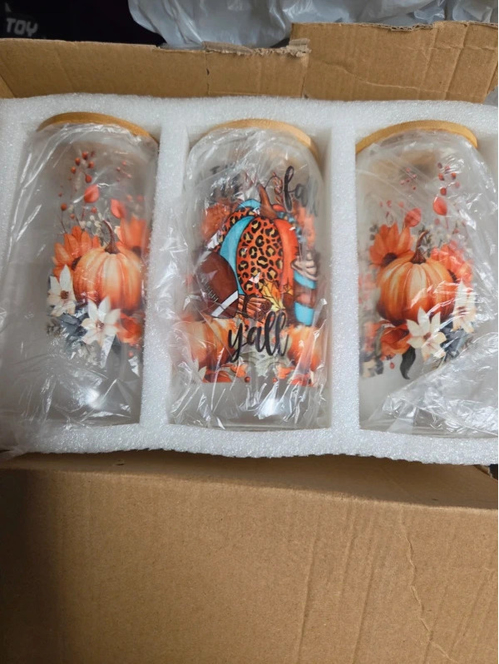 It's fall glass cups with bamboo lid